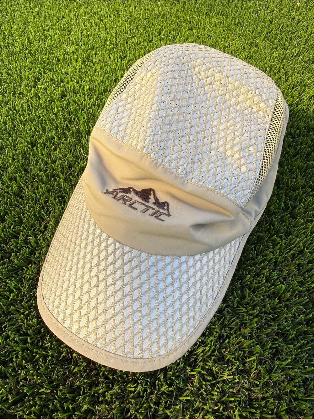 Arctic Breathable Mesh Sport Cap in Light Beige